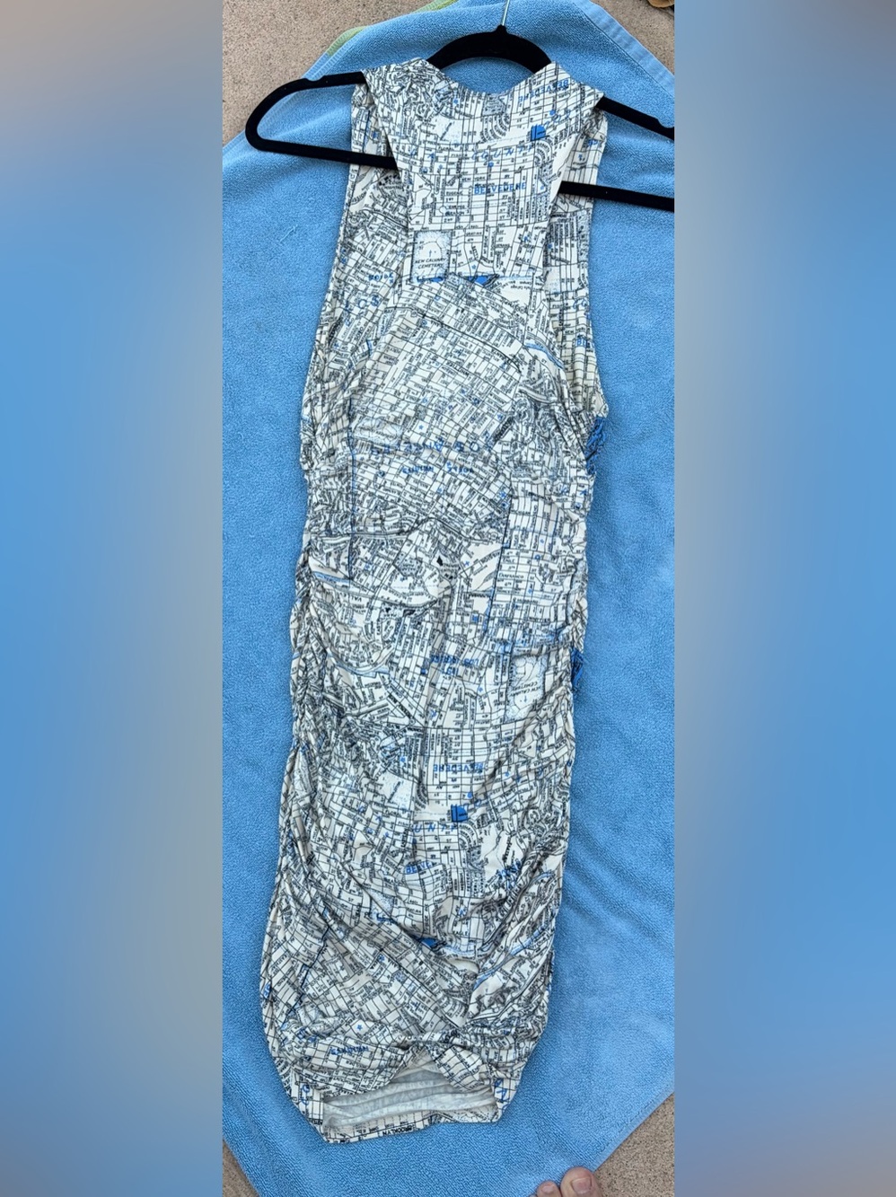 Sleeveless White and Blue Printed Bodycon Dress Urban Outfitters